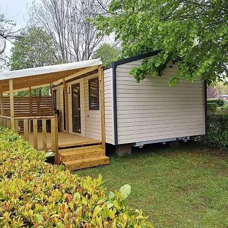 4 Etoiles - Parc Aquatique - Efah0b Kamp alanı