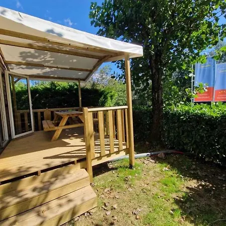 Campingplatz 4 Etoiles - Parc Aquatique - Efah0b Saint-Geniez-dʼOlt