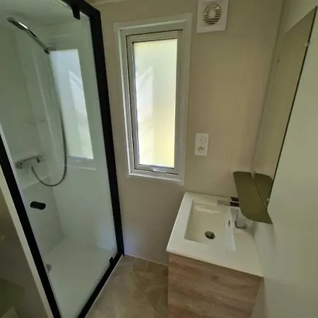4 Etoiles - Parc Aquatique - Efah0b Kamp alanı
